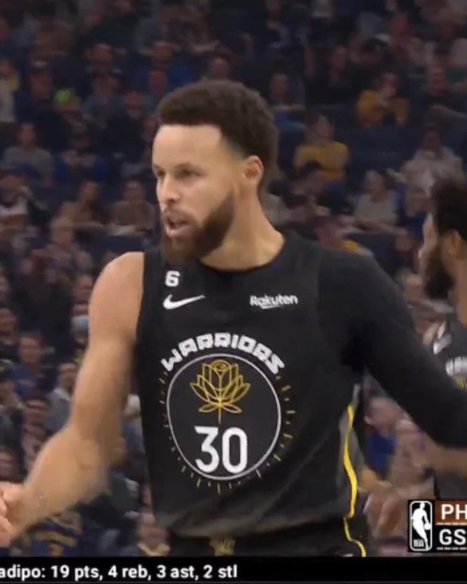 Stephen Curry's Arm Sleeve And Ice-Cold Look Has Fans Calling Him The  Winter Soldier