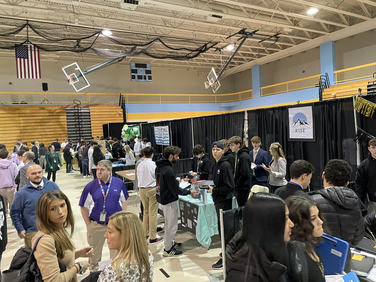 south_sidebus's tweet photo. The Business Department had a great day at the Virtual Enterprise Regional Competition at LIU. We are excited to offer this hands on class next year to our 11th and 12th grade students! #GameOnRVC @pat_walshEDU https://t.co/gS7XsDz2Ar