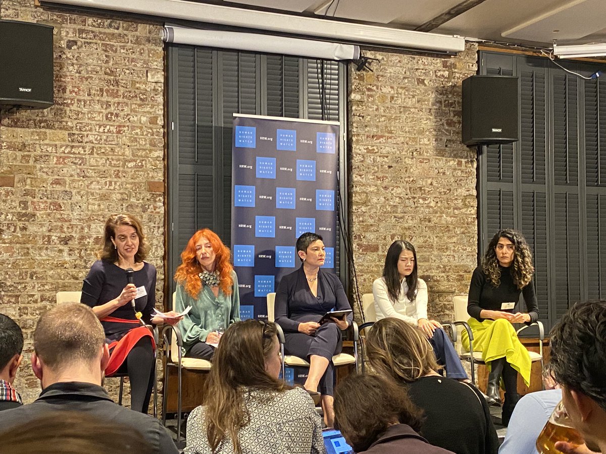 At @hrw’s London launch event for its annual World Report with (left to right): @YasmineAhmed001 moderating; @TanyaLokshina on Ukraine and Russia; @TiranaHassan, acting executive director of @hrw; @Yaqiu on China; and @sepehrifar on Iran. #Rights2023