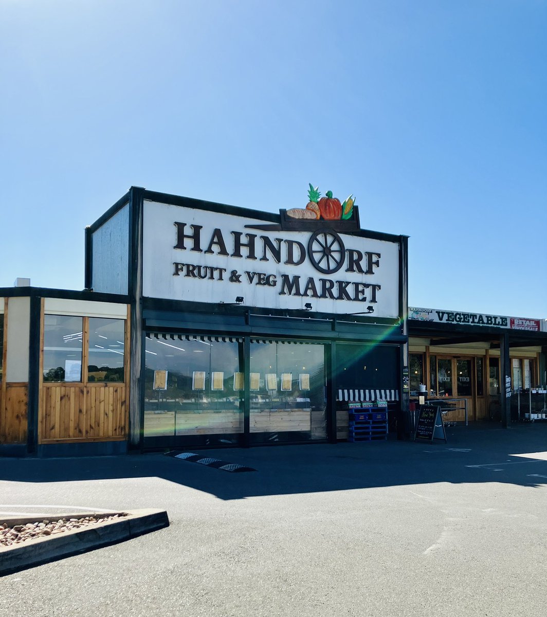 TheFoodGranny's tweet photo. Postcard from Adelaide: delicious juicy plums $14.99kg, ($4kg 2022) #shoplocal #shopsa #adelaidehills #hahndorf https://t.co/GObFZzgNH6