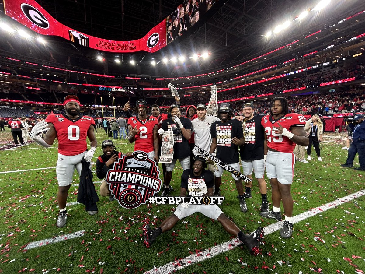 JamonJohnsonn's tweet photo. Y O U K N O W I H A D 2 D O U B L E I T 🤣💍  #GoDawgs https://t.co/bP0RGsWwmt