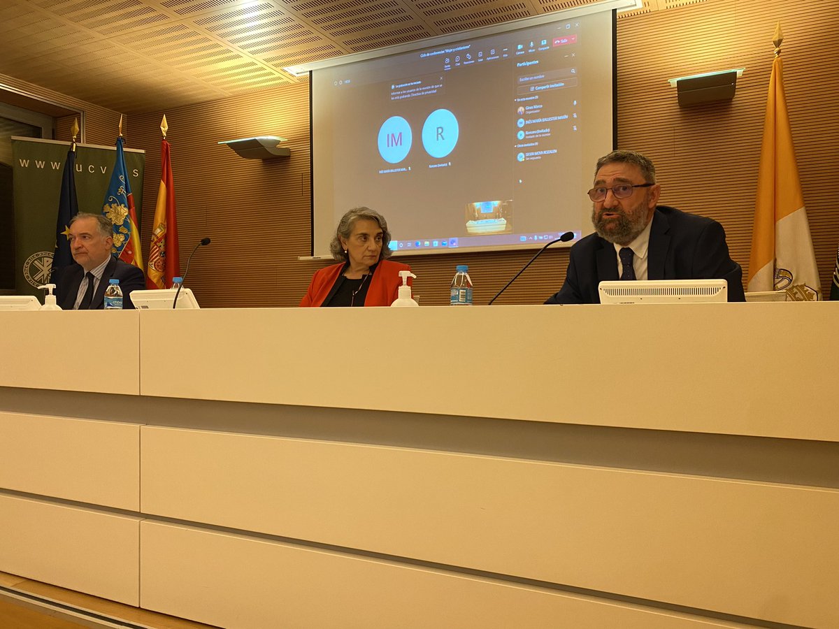 SoFiC_es's tweet photo. Da comienzo el ciclo de conferencias “Cuatro filósofas y el Cristianismo”, organizado por @SoFiC_es y el Instituto Universitario de Investigación en Filosofía #EdithStein de la @UCV_svm, con la conferencia de Juana Sánchez Gey, de la @UAM_Madrid, que nos trae a la 1ª de ellas: https://t.co/3wbZaYw5uy