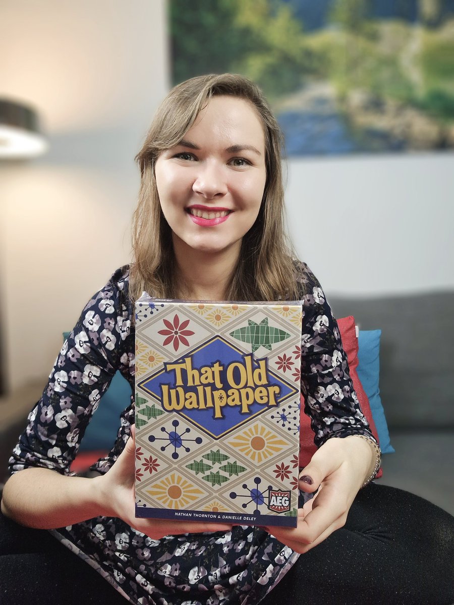 Boardgamerka's tweet image. 🆕️ Here&apos;s what I got this week - &apos;That old wallpaper&apos; published by @alderac 🤩
🤝 Thanks to publisher for sending me a review copy! ❤

💥 Stay tuned, unboxing,photos &amp;amp; review soon on my SM-&amp;gt;IG,FB &amp;amp; TT 😁

#współpracabarterowa  #thatoldwallpaper #wemakefun #alderac #alderaceg