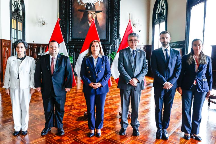 Diario El Peruano tweet media