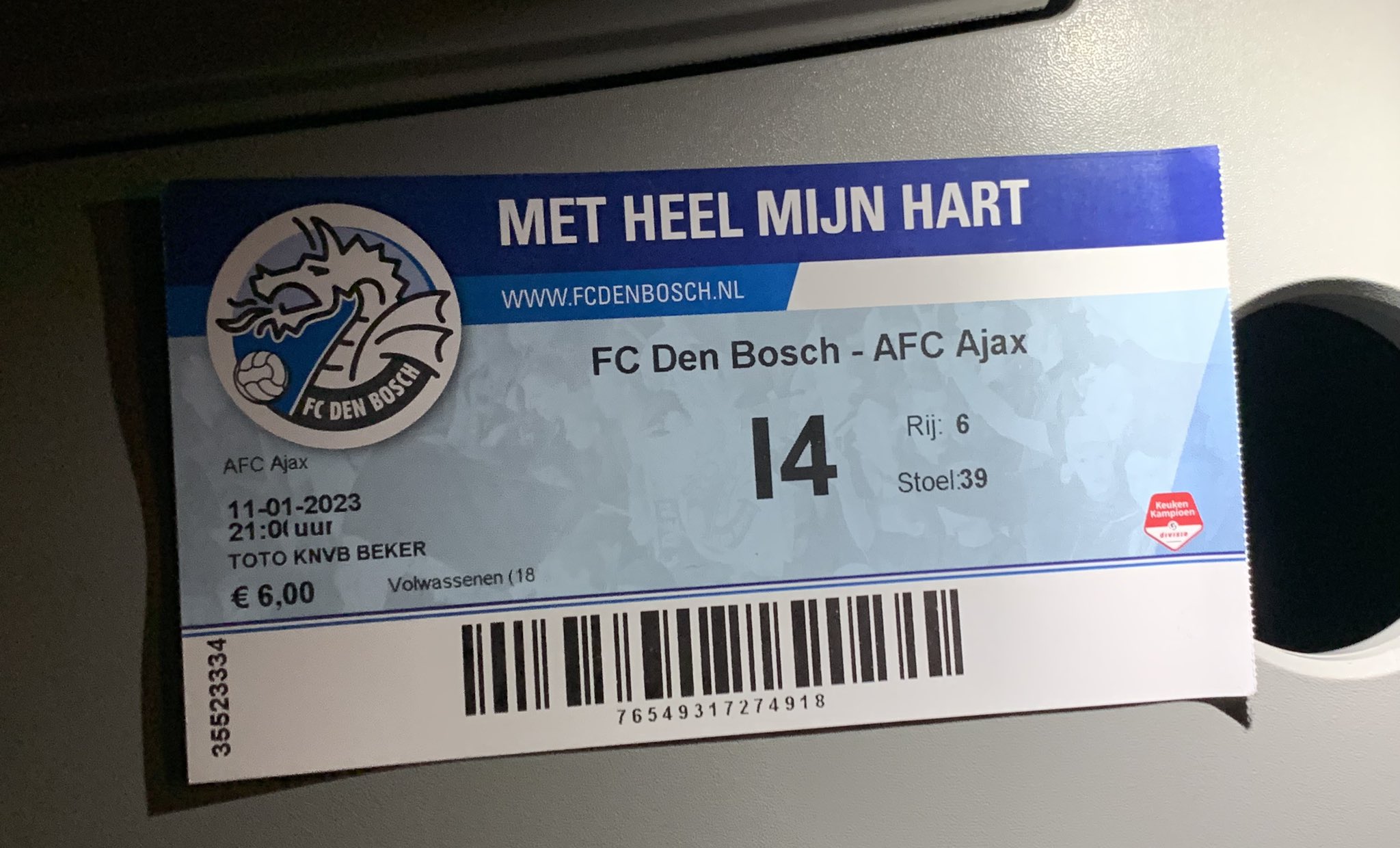 FmNquq5WIB07Vkh?format=jpg&name=large