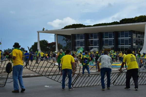 Doático Santos tweet media