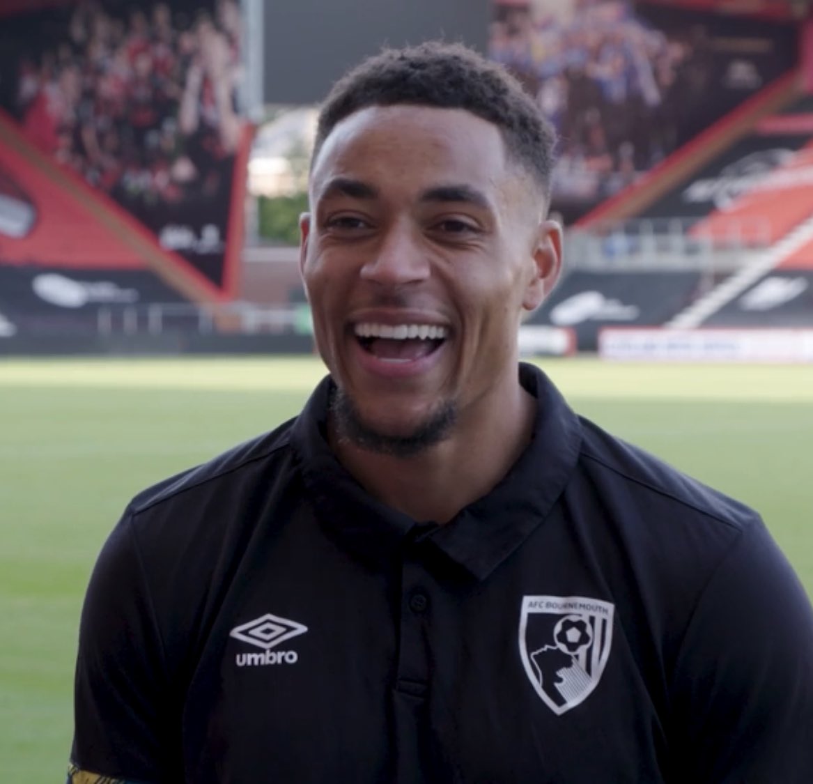loulour1982's tweet photo. Emi going out on loan has made me very sad. In fact I’ve not been this sad since @Danjuma left #afcb. If only 🎶 Arnie was a cherry, he wore the number 10 🎶 (sorry Ryan but needs must) 🍒🍒🍒 #ThoseTeeth https://t.co/uC3LbUpDmV