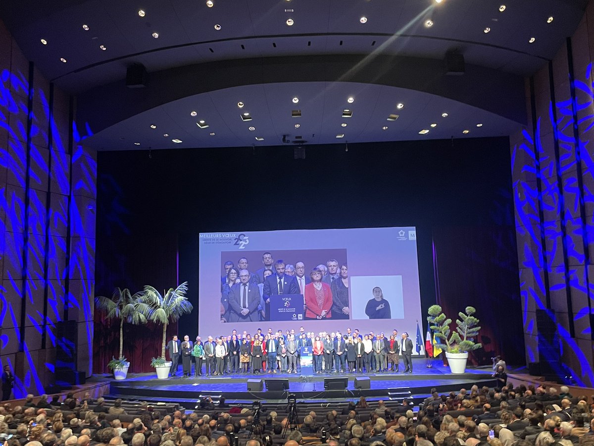 RemiDumas34's tweet photo. Vœux de @Montpellier3m 
#enssemble et #respect https://t.co/q5dyWyyYPd
