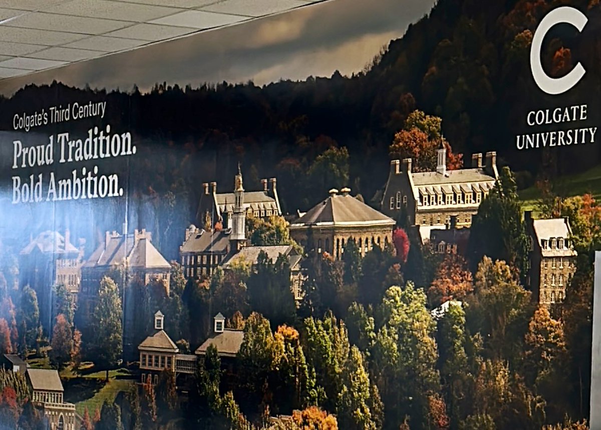 Juanma_ramive's tweet image. Although I made an announcement at the #MLA2023, I’m thrilled to share publicly that I’ll be joining @colgateuniv as Assistant Professor of Spanish and Colonial Latin American Literatures in the fall of 2023 🫶