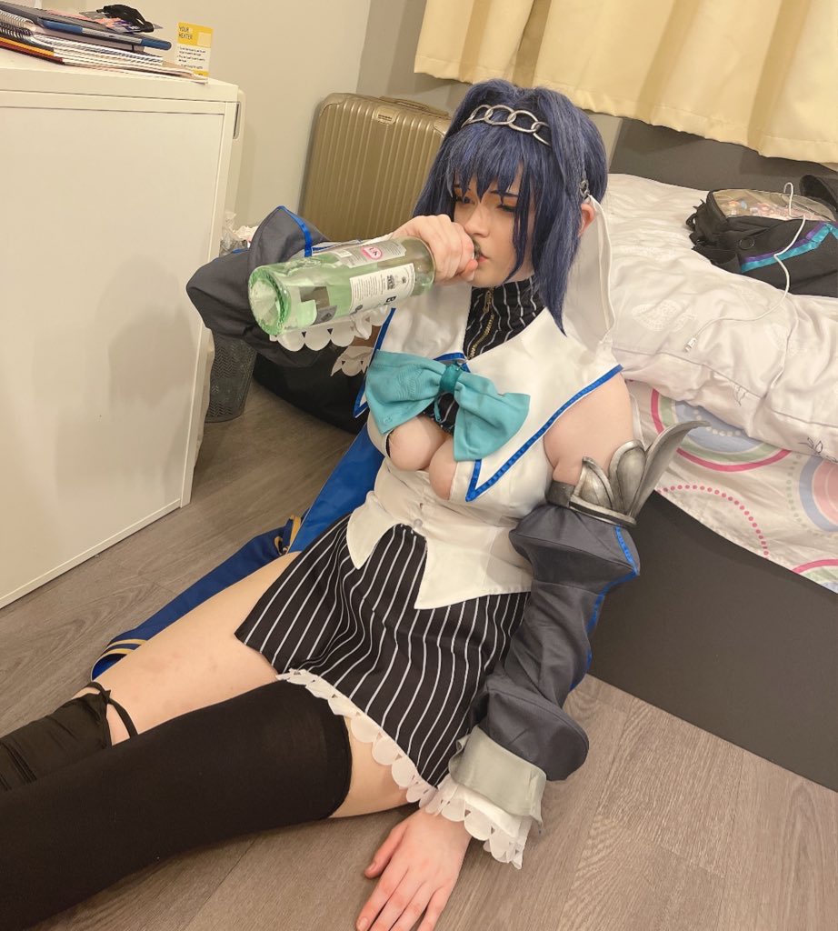 PR0MlNENCES's tweet photo. [RTs appreciated!]
hello ‘tis me counciltwts resident cosplay funnywoman
my old account got permanently taken down, so i’m moving here now! 

if you followed me on my old account or we were mutuals, following this one instead would be greatly appreciated, thank you! 🥲👍 https://t.co/rM26q6fL1Y