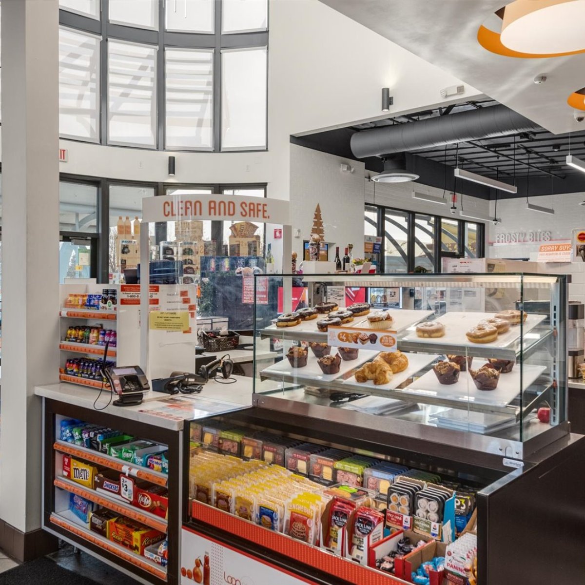 There is so much more to us than just snacks and gasoline. 
Come find out what Loop Neighborhood Markets is really all about!
Read more about Loop Neighborhood Markets on our new and improved website! 

loopneighborhood.com
 #LoopNeighborhoodMarkets #GasStation #Open24hour
