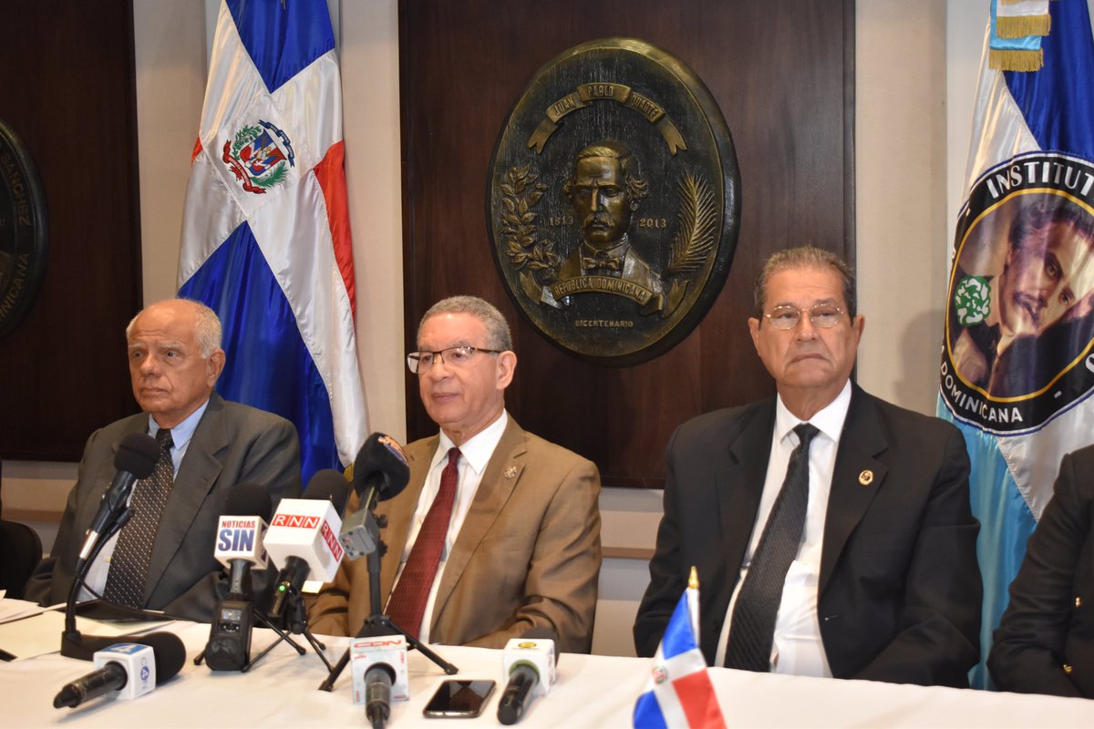IDuartianoRD's tweet photo. El Instituto Duartiano anunció hoy las actividades patrióticas que serán realizadas para conmemorar el 210 aniversario del nacimiento de Juan Pablo Duarte y Díez.

📲  Lee más en nuestro portal: https://t.co/PWobmm1NKl https://t.co/3urTGOAu5m