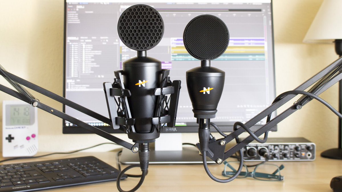 NeatMics's tweet photo. ⬅️ King Bee II or Worker Bee II ➡️
.
#music #recording #studio #recordingstudio #producer #audioengineer #microphone #audio https://t.co/ef9vUApkGd