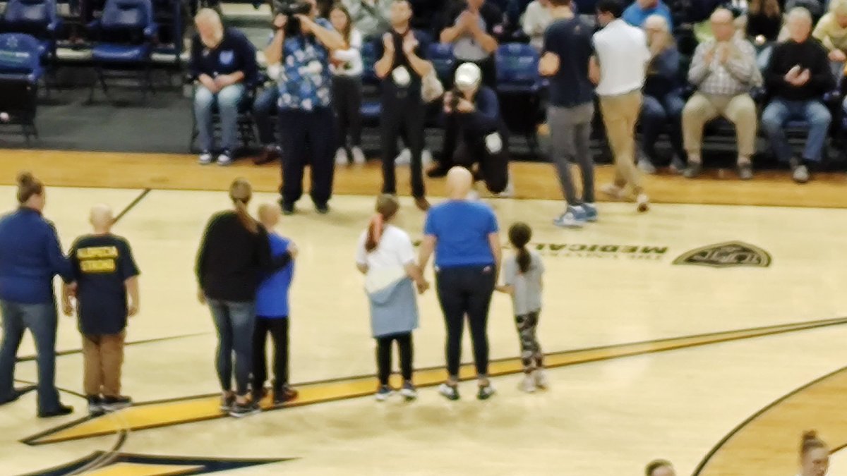 scott_shs's tweet photo. Always good to see @devilvolleyball represented on #AlopeciaAwareness Night at the @ToledoWBB game. Way to go, McKenna! #AlopeciaStrong #SpringfiledStrong https://t.co/5Vgj9pYjbe