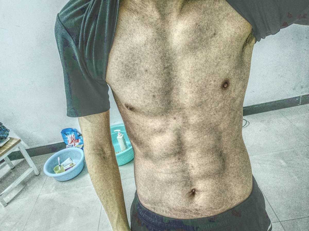 最大的尼 tweet media