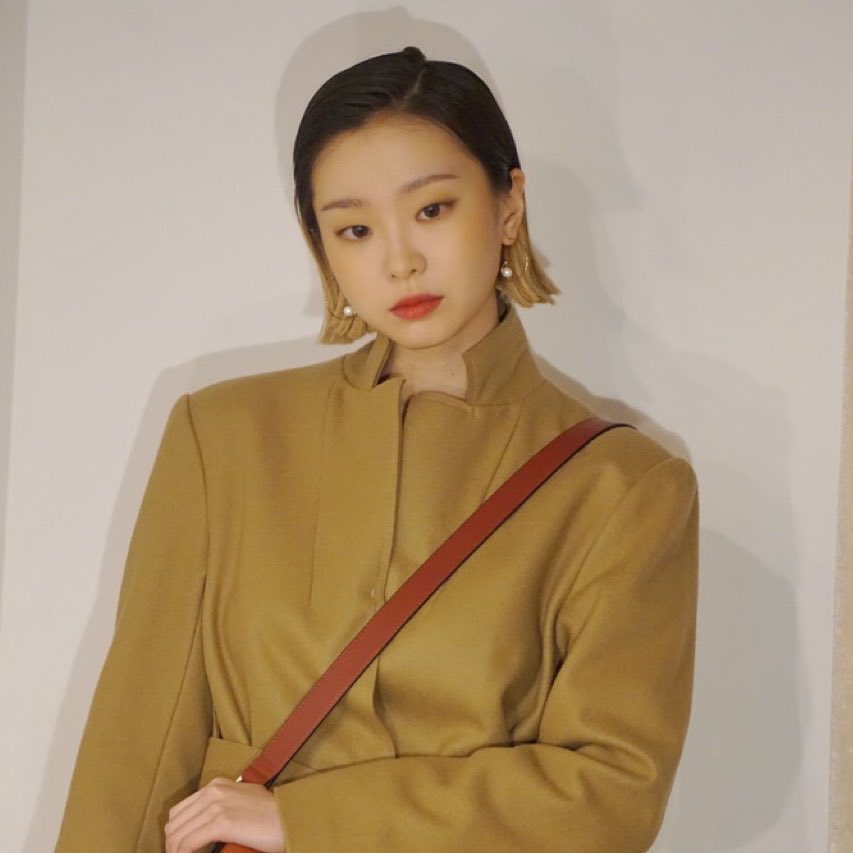 kdmsource's tweet photo. 230112 — #KimDaMi ranks #30 in the Movie Star Brand Reputation for January 2023.

From December 12th to January 12th, the Korea Corporate Reputation Research Institute analyzed 197,317,719 brand big data of 50 movie stars loved by Korean consumers.

🔗: https://t.co/6WSh5IE8cU https://t.co/94EgReJFGw