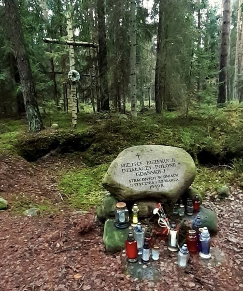 The 83rd anniversary of the first execution of the Poles from the free city of “Danzig”. On January 11, 1940 in the forest near the Stutthof camp Germans shot the first group of Poles from the Free City of Gdansk.