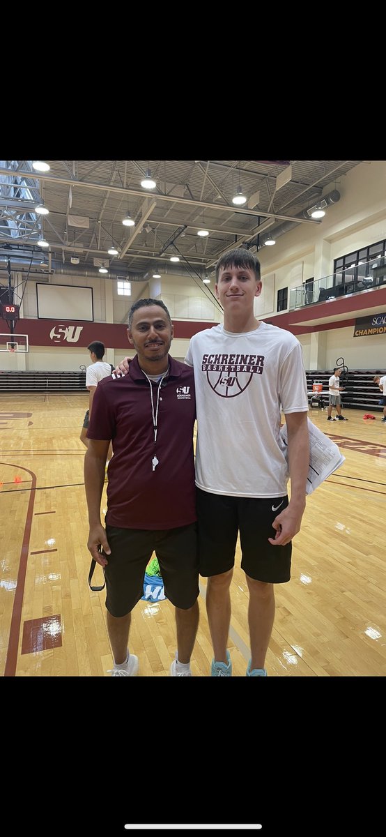 BraxtonMezger1's tweet photo. After a great talk with @CoachRockSU , I am excited to announce that I have received my first offer from @SchreinerMBB…              @TexasHoopsGASO @FlxAtx @EV_Hoops @ApElite @GASOBlue https://t.co/6hE3hrjgqq