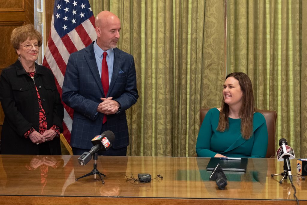 Sarah Huckabee Sanders tweet media
