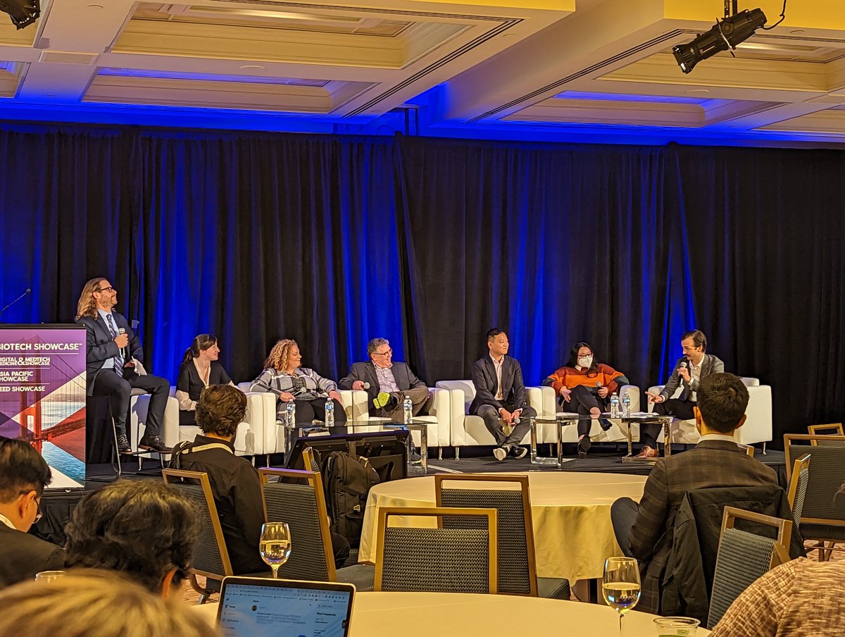 Great #BiotechShowcase media panel being kicked off by <a href="/EClausen/">erikclausen</a> <a href="/ArmstrongDrew/">Drew Armstrong</a>