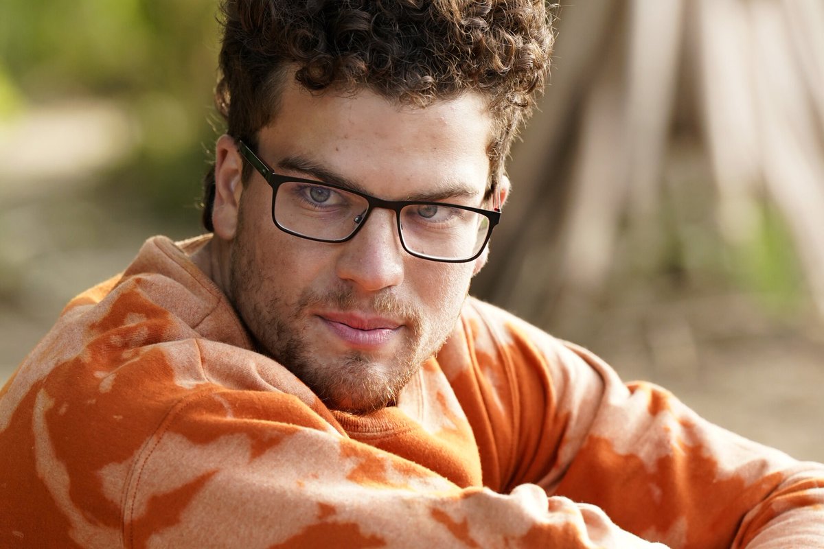 MikeHaleee's tweet photo. Hi @GroyTreen has anyone told you that you look just like Sami from the newest season of Survivor? I can’t unsee it https://t.co/9VZflzK97g