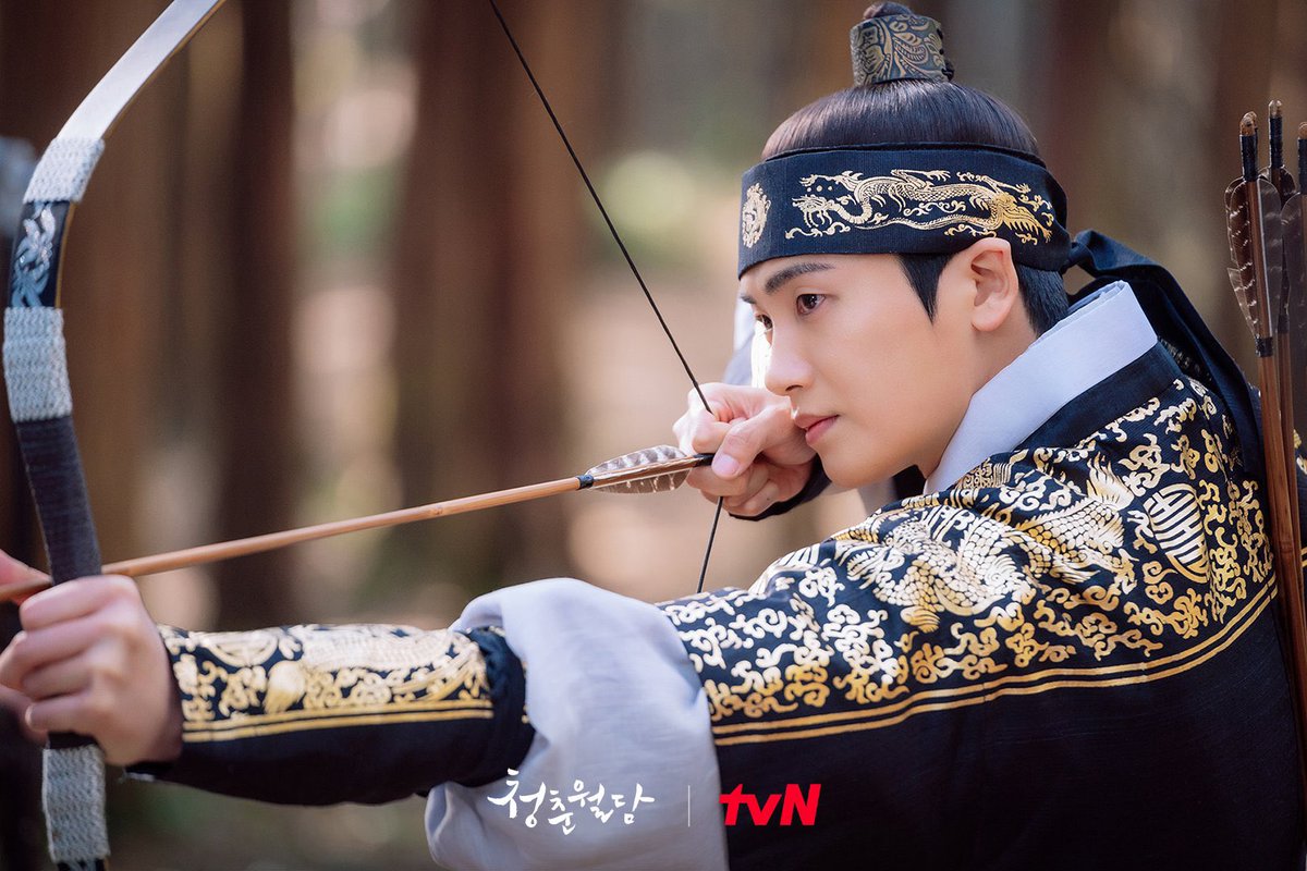 kisgnuyh's tweet photo. Excellent in martial arts, memory and beautiful appearance ❤
Everything is perfect, Crown Prince Lee Hwan!
What mysterious curse is he hiding?🏹

Youth Redemption Romance #OurBloomingYouth
2/6 Mon 8:50pm first broadcast

📸 https://t.co/n7M7XMFZIp
#청춘월담 #ParkHyungSik #박형식 https://t.co/zhHzKTGEDs