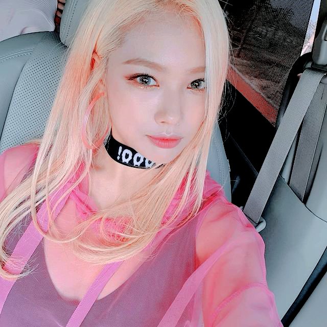 VEROSIKATWT's tweet photo. 🦄 ㅤ,,     ﾉ ⠀𝐕𝐑𝐒𝐊⠀  ₊ ⠀  𝘂pdate     : ⠀ (  1101  )   ⠀ 、   events     📆      ،̲،̲ ⠀ #𝗔nt𝖔·𝗱𝕒y #i𝕟t𝗼루비·𝖟𝕠ɴ𝕖

¿Yo? Llegando feliz al fansing de @clairedlune_333 lista para cantarle con mucho amor a la cumpleañera happy berdei to You. https://t.co/aKNusAeFdq