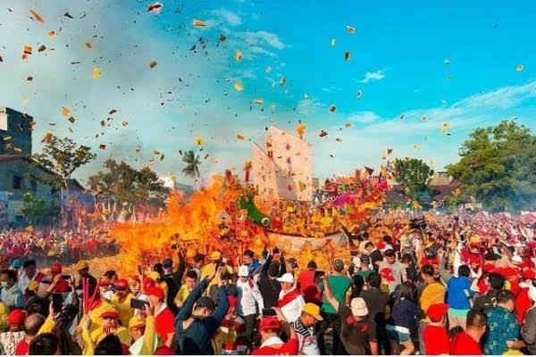 #programfolback
#PuspitaNagari

🔥 Bakar Tongkang - 6 🔥

<a href="/RamsesSimanjun6/">Ramses Simanjuntak</a>
<a href="/CantikaCahyhani/">Bunda Cantika</a>
@Goen_Abimanyu
<a href="/BatinDuansa/">ꦲꦗꦶ​ aji 🇲🇨</a>

<a href="/ViolletaVio1/">Violleta Vio</a>
<a href="/Andara99R/">99R</a>
<a href="/tawali9999/">M. Dg. Tawali (9)</a>
<a href="/DLepenz/">Dhen Wetan Lepenz</a>
<a href="/Jifi/">Jifi </a>

<a href="/MamieKoe/">MaMieMu</a>
<a href="/Diyanliya_/">Cahaya Kemilau Senja</a>
@zahainal_
<a href="/rain1241n/">Raina</a>

<a href="/CahAlasjati/">Much</a>
<a href="/putrakibang7/">putra kibang 7</a>
<a href="/Kopihit66882262/">Kopi hitam</a>
<a href="/IwanHar89548067/">G : Harahap +62🇮🇩</a>