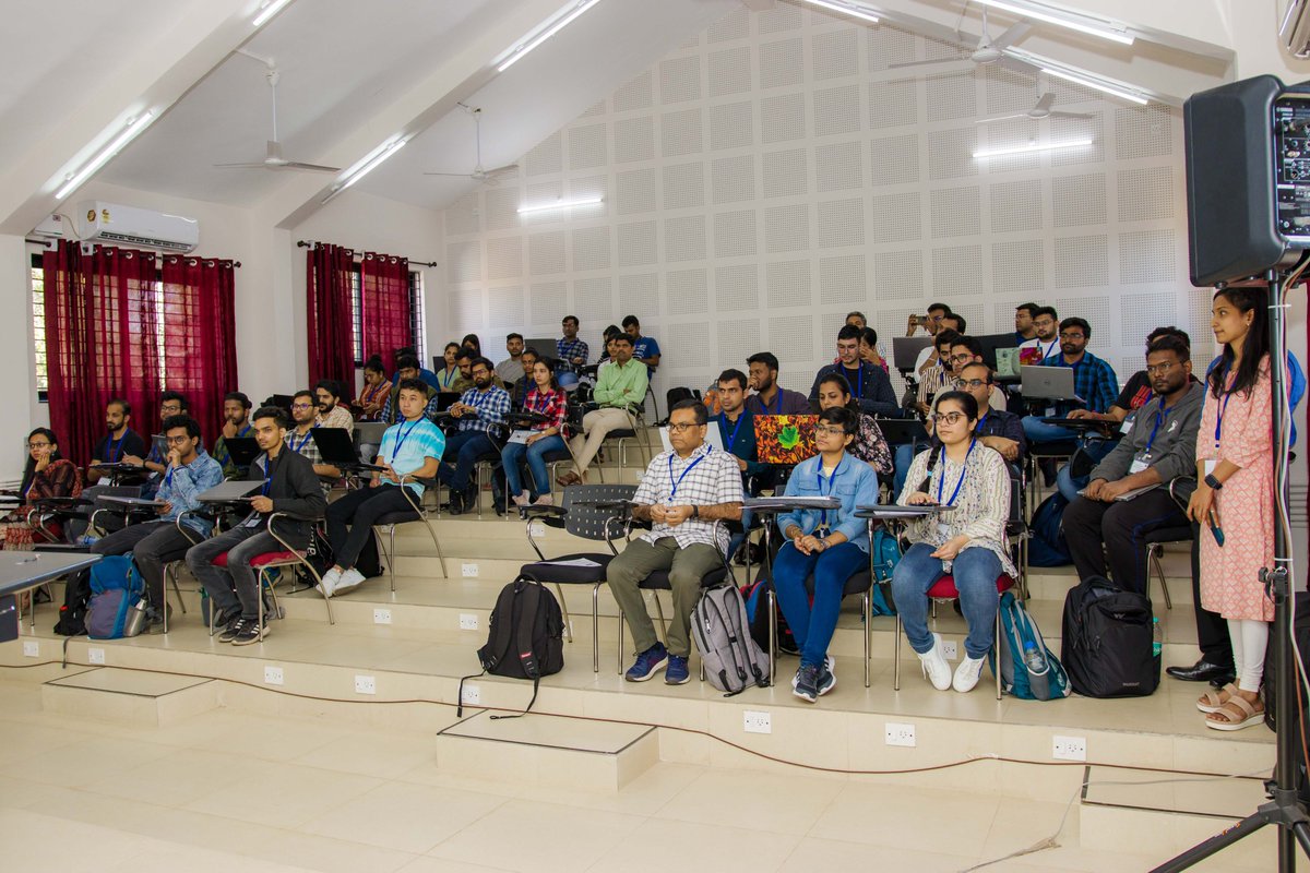 GoaUniversity's tweet photo. The seven-day, advanced astrosat data analysis workshop was inaugurated by @GoaUniversity  Vice Chancellor   Prof. H B Menon on Jan 9, 2023. (1/3) https://t.co/rEkHuSrwsA