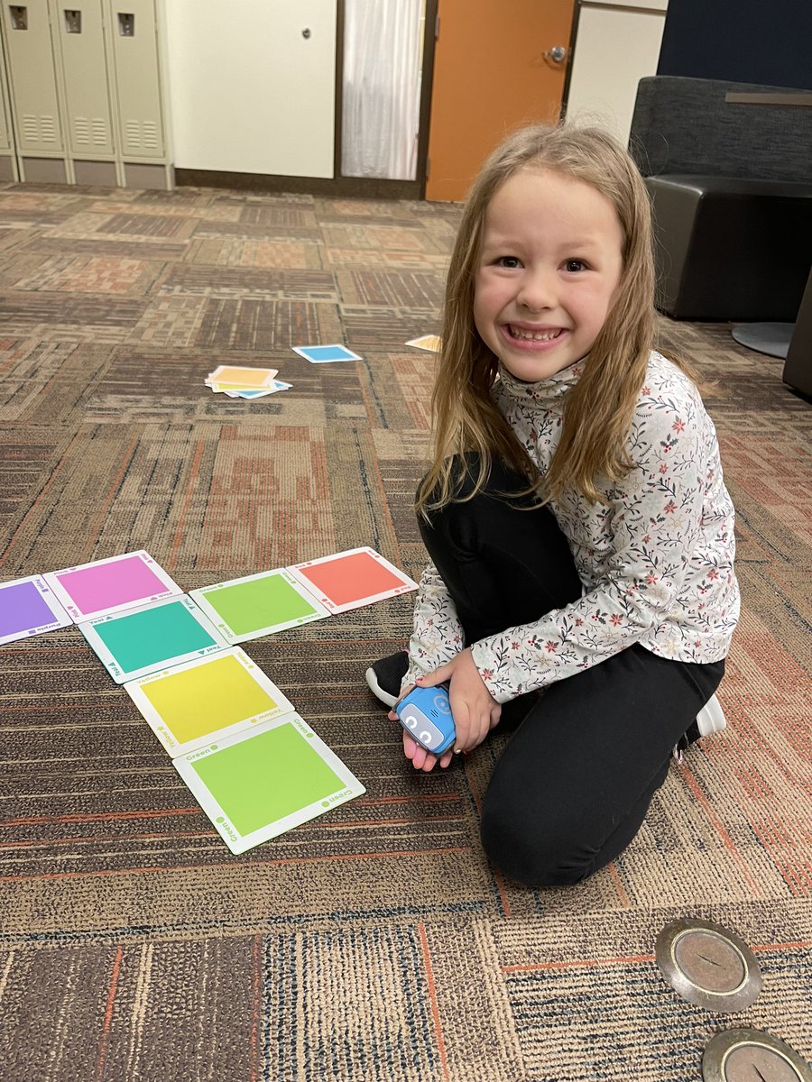 KevinSayerska's tweet photo. Another excellent day of #CodingStations. My @ISD717 students had a blast. Sadly only a couple more days left, then the robots will get a much needed break. π @MNCodes @codeorg https://t.co/8batK475CS