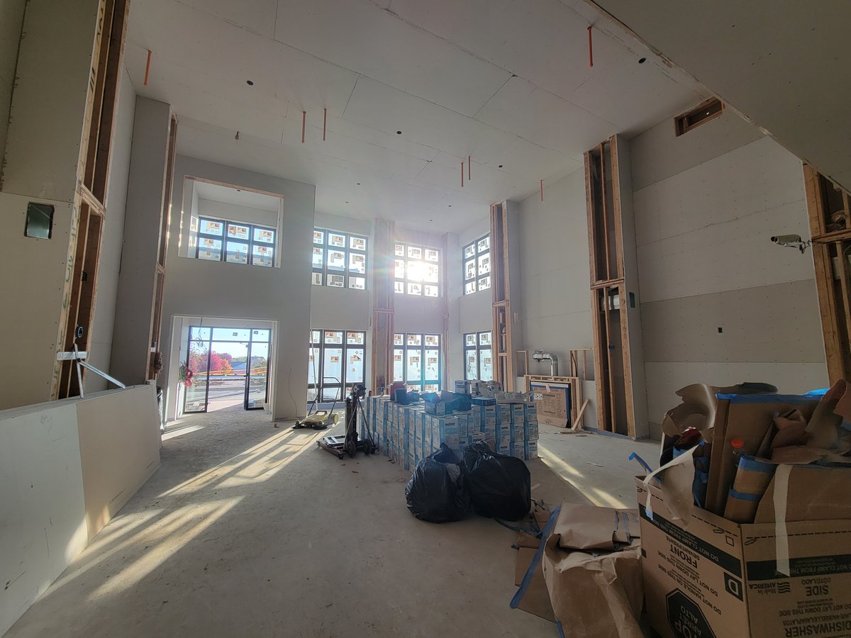 The Pillars of Lakeville is right on track. The view from the fourth floor and the natural light throughout make this a stunning senior living community. This community will open in the spring of 2023. 
Learn more here: oppidan.com/investors-port…
#SeniorLiving #AssistedLiving