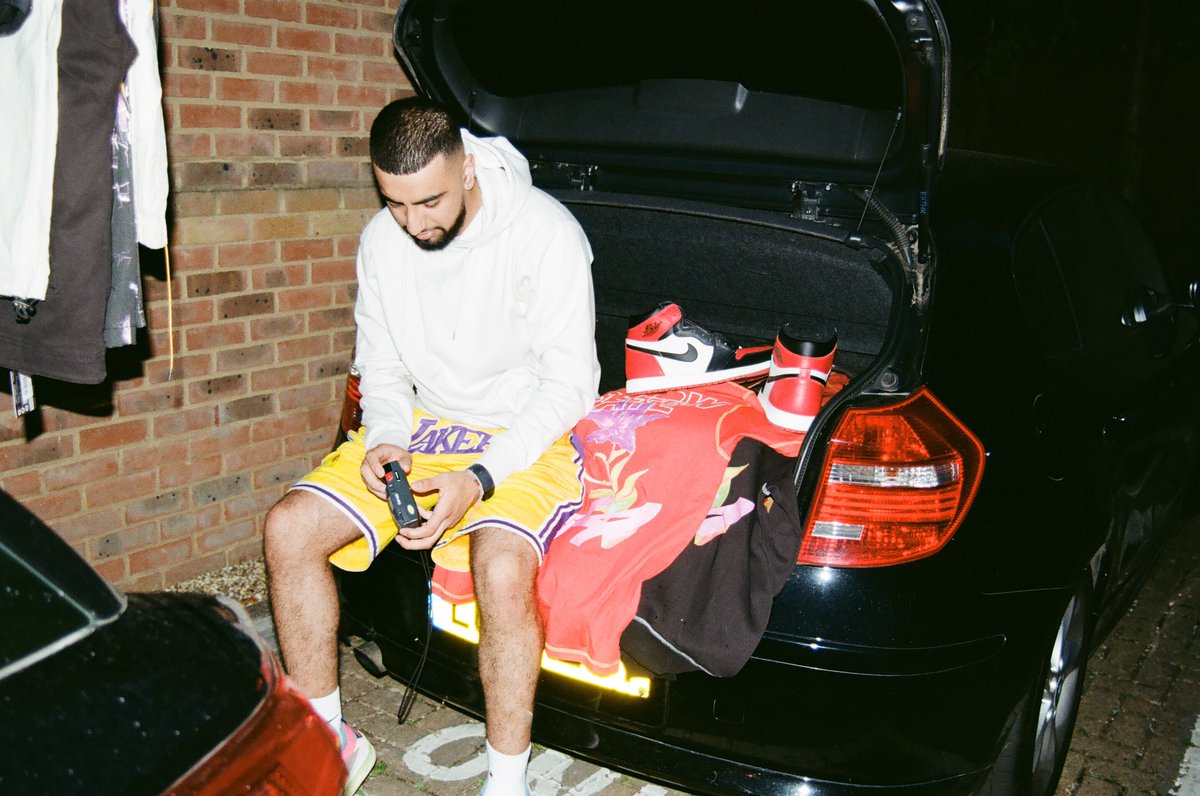 Taranm11's tweet photo. Shoutout my label that’s me
@YellowGateBrand 
Cop dat.
https://t.co/bD1r4PrQpk https://t.co/chMnFS30M7