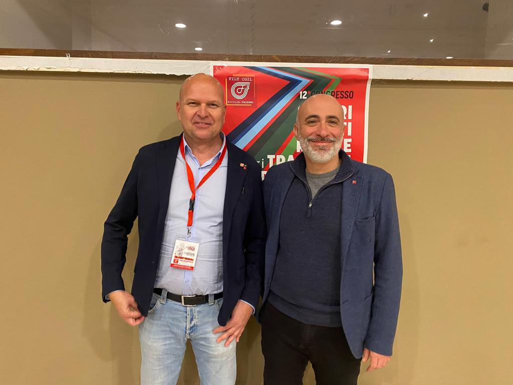 Complimenti a Alessandro Grasso, eletto all'unanimità nuovo segretario generale della Filt #Cgil  Sicilia. Il nostro ringraziamento va a Franco Spanó per il lavoro svolto in questi anni. Al congresso che si è tenuto a Palermo è intervenuto segretario generale Stefano Malorgio.