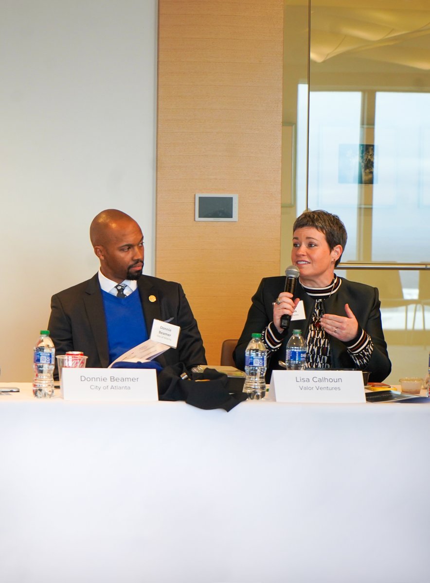atlchamber's tweet photo. Today MAC hosted Mayor @andreforatlanta and led a conversation with leaders in Atlanta’s Venture Capital community. Thanks to all our VC funders that came to collaborate. Looking for opportunities as we work to build a top 5 startup market in ATL! #AtlantaisNow #GrowAtlanta https://t.co/qeKKWlNh2J