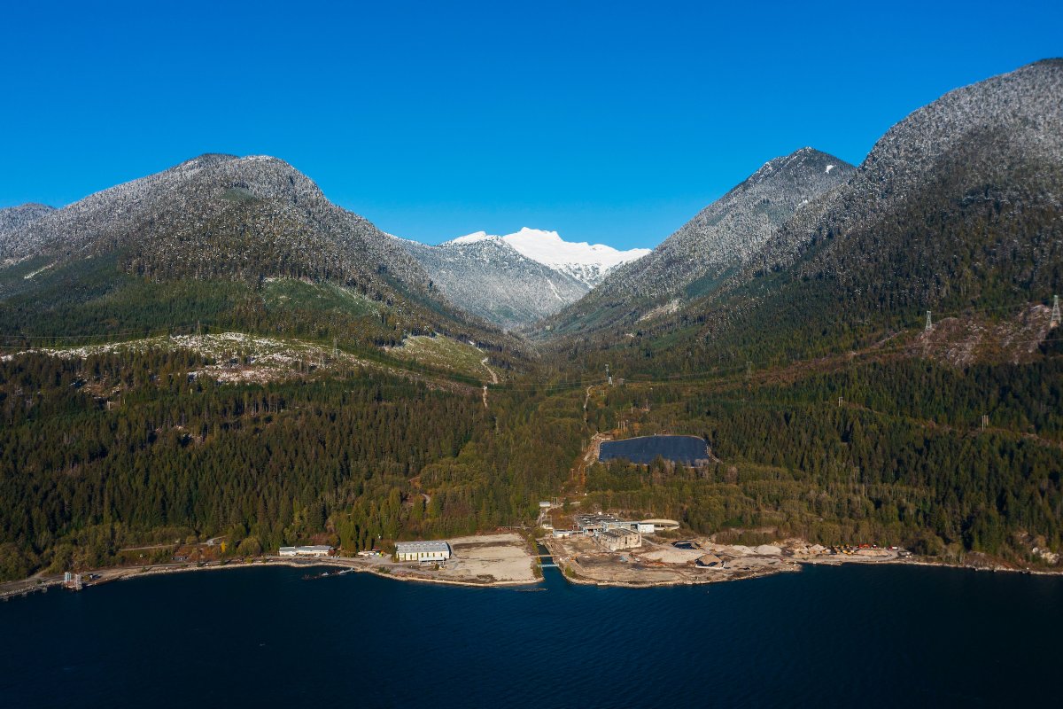 We are the first e-drive LNG facility in Canada. This means our liquefaction process will be powered by renewable hydroelectricity, which is 14 times less emitting than a conventional liquefaction process powered by gas.

#Squamish #WLNG #LNGinBC #Benefits4BC #BritishColumbia