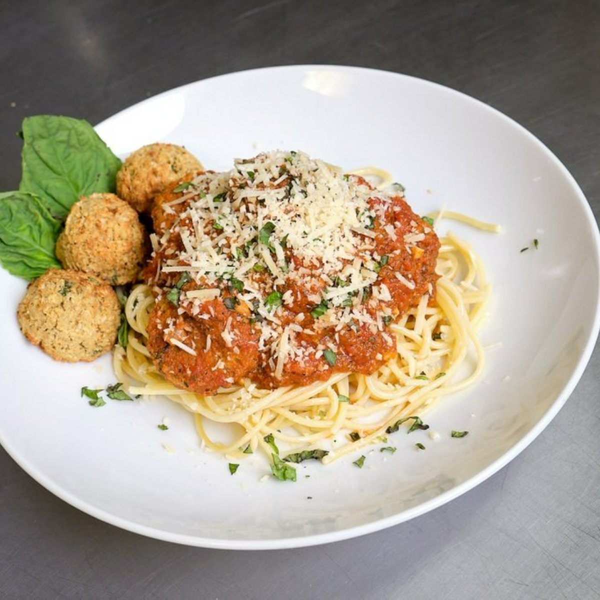 rxdcmetro's tweet photo. With our delicious entrées and tasty appetizers, our menu will surely be a hit for your next date night. Order online for a made-from-scratch meal that will be impossible to resist. https://t.co/2Q3fvKNqDP