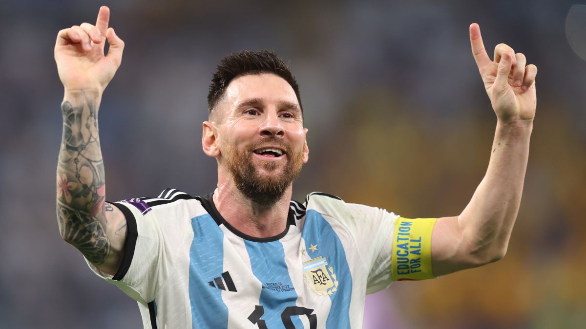 This Lionel Messi quote resonates even more after the World Cup:
"I started early and stayed late, day after day, year after year. It took me 17 years and 114 days to become an overnight success."