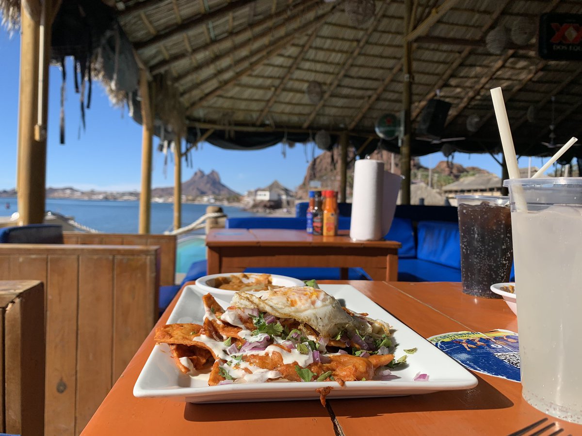 _romanrivera's tweet photo. Amo estos desayunos junto al mar 🌊 #sancarlossonora #sonora #mexico #coralitobeachclub https://t.co/vfjvGS1GFN