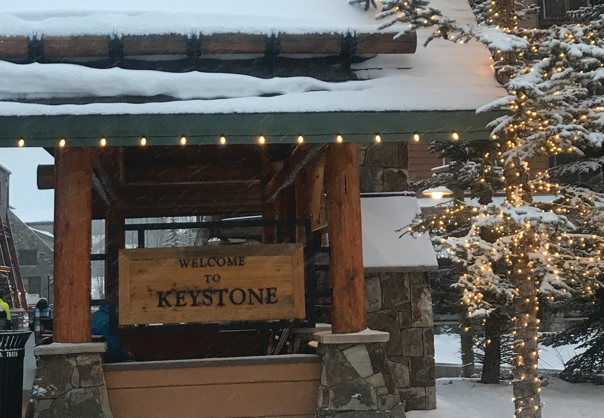 skisummitcove's tweet image. 👋Welcome to Keystone🙋: If you're planning a trip to Keystone but have nev... bit.ly/3vU9h1V
#keystonelodging #wheretostay #keystoneguide #summitcovelodging #skivillage #riverrunvillage #keystoneresort #skikeystone #vacationrentals #skicondo #snowboarding #visitkeystone