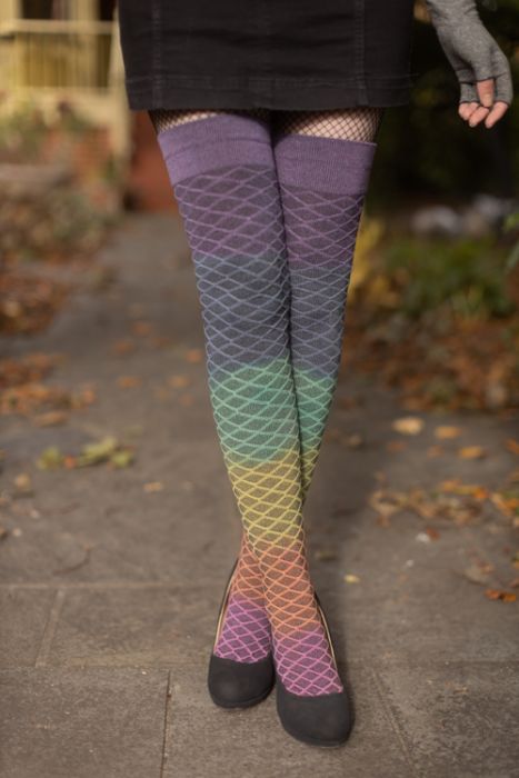 SockDreams's tweet photo. New color way alert!
Tube style foot, will fit most shoe sizes.
Stretch, around leg: 25" at cuff, 20" mid-sock
Unworn length, toe to top: 30"
https://t.co/tc6kIajkM4
#thighhighs #dipdyes #mermaid #rainbow https://t.co/Bb2l536GUK