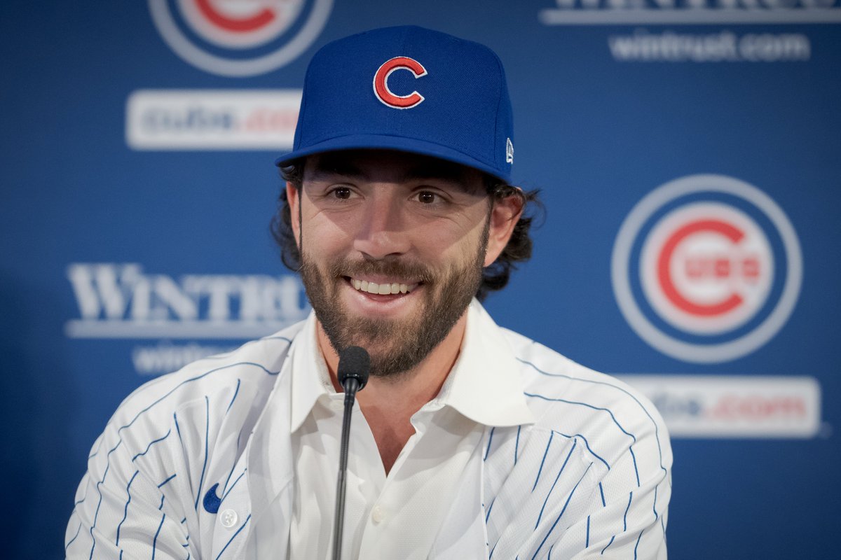 Cubs's tweet photo. #AskCubs: Cubs Con edition!

What questions do you have for the new #Cubs? Reply to this tweet and yours might be featured! https://t.co/E2w856xaWA