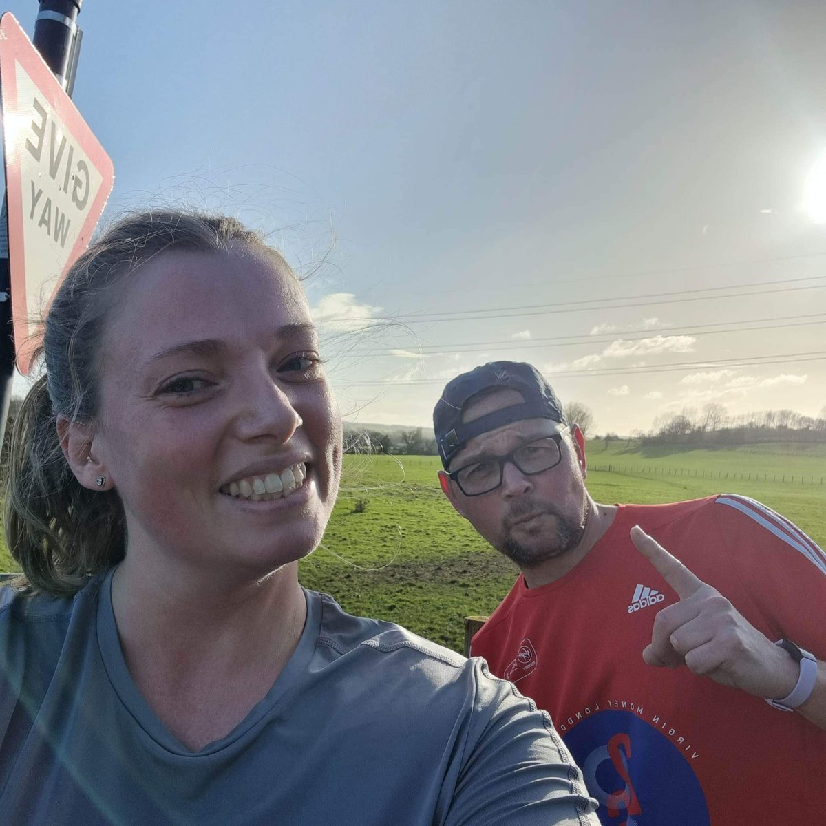 RunTheWorld180's tweet photo. Awesome way to chalk up run streak Day 2203. Some lovely winter miles in the sunshine with Kira. A real contrast to all the rain and wind of late. That's now 17,292km done. ✅ #ukrunchat #RunTheWorldChallenge https://t.co/GkERsV2LqL
