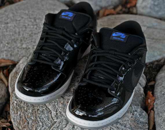 space jam dunks low