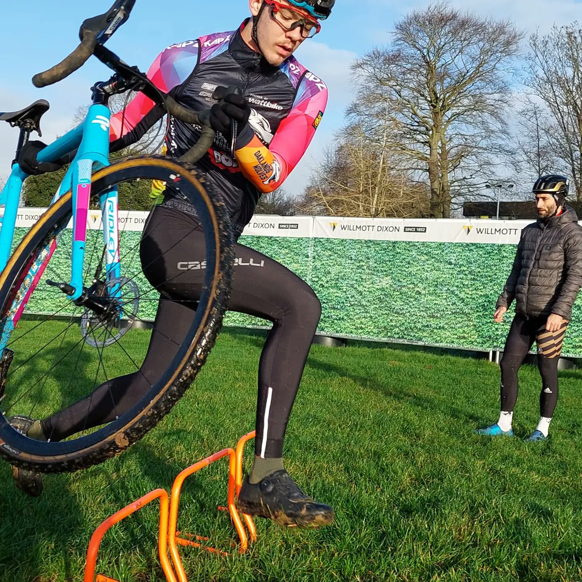 OaklandsCycling's tweet photo. Such a useful day for our riders today both on the bike and in the classroom as they were joined by 5 x British CycloCross champion @FieldyCX of @veldcoaching Thanks Ian! https://t.co/Fjs0sXfCoh