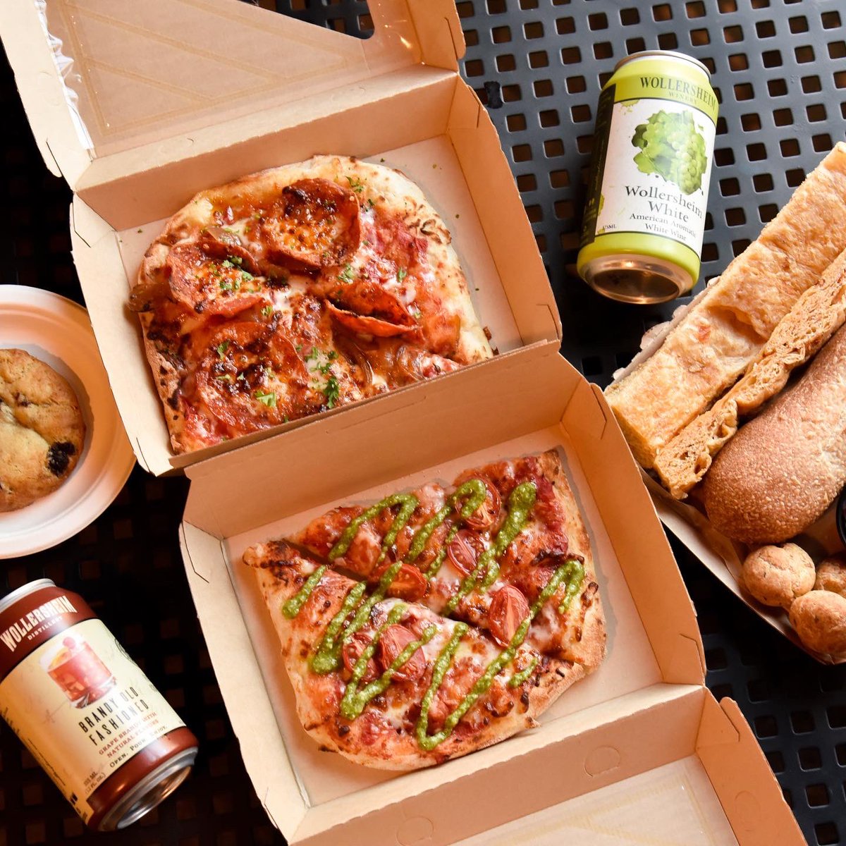 Back by popular demand at Wollersheim Bistro - Flatbreads! 🍕