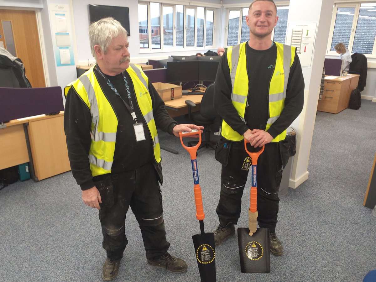 Great Leadership visit @FortemSolutions  with Michael Harris and Tristan Dovey visiting the team at Rushden working with our client @LonghurstGroup, including some happy trades who identified the need for insulated tools #leadership #team #satisfiedtrades