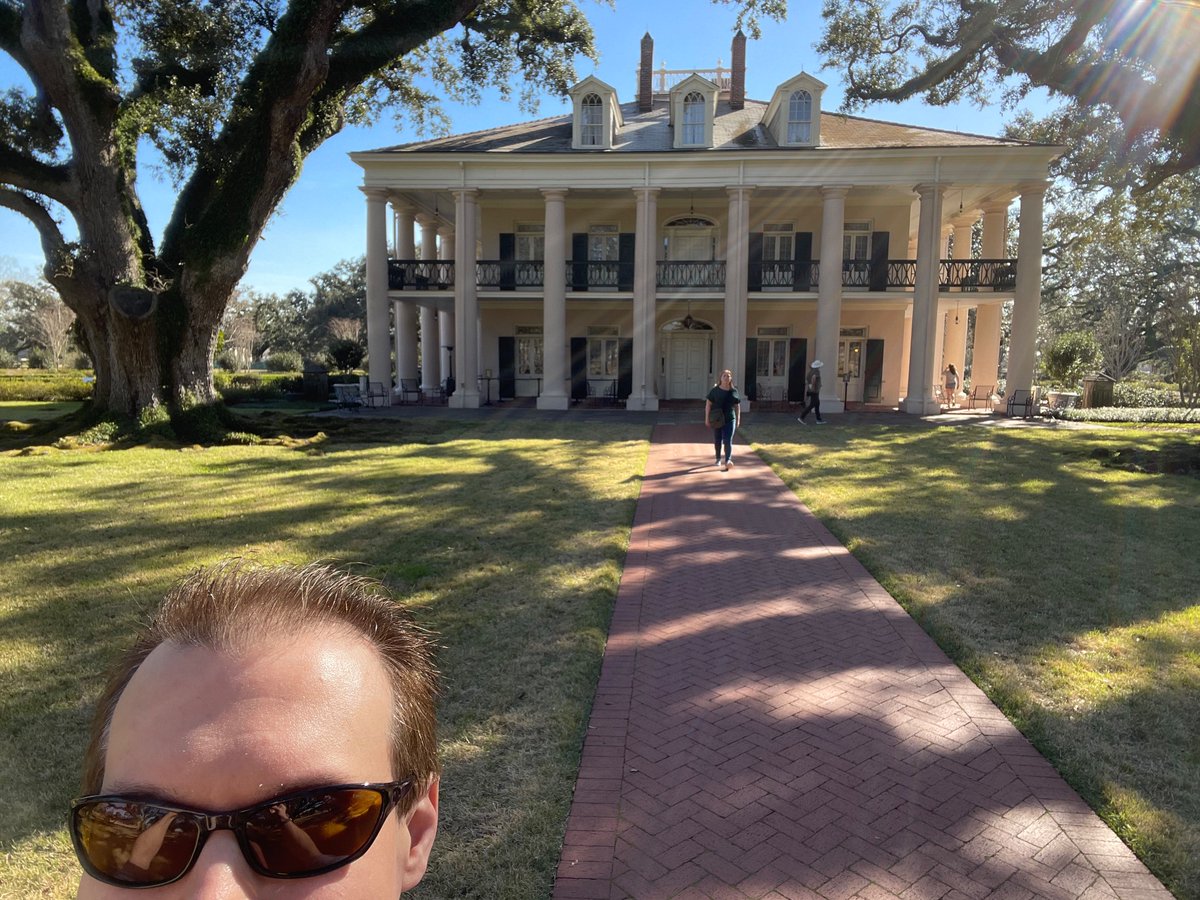BrandonMaul's tweet photo. My recent trip to New Orleans. A few highlights: 1. Oak Alley plantation from Interview with the Vampire, 2. The Hotel Royal from The Originals, 3. Felicity plantation from The Skeleton Key, 4. Insta-gator ranch where I held baby alligators https://t.co/bnafCypBR6