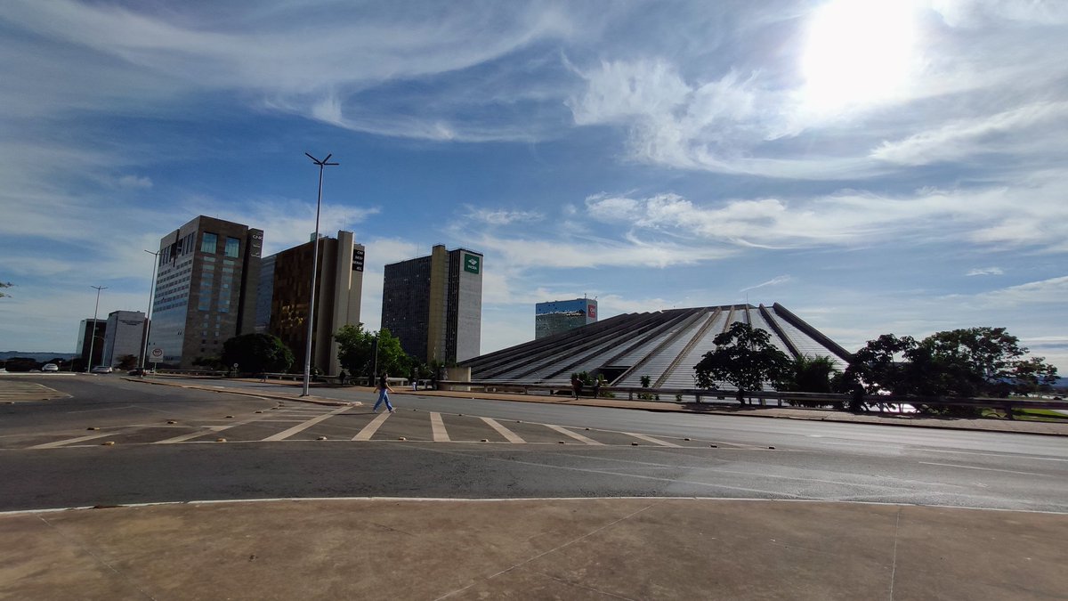 psnbrasill's tweet photo. Brasília DF - Landscape - Paisagem  | Fotógrafo Jalfotosbr   #fotos #jalfotosbr #JallesBarros  #fotografia #photography #photo #life #brasil🇧🇷 #brazil🇧🇷 #flores #flowers  #natura #photographer #art #travel #instagram #céu #words #word #world #work #Landscape #in https://t.co/93Kf4kNXHW
