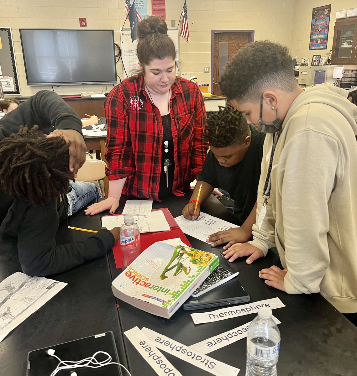 WrightMerrie's tweet photo. We used breakout codes to review so many science topics today. Teamwork really does makes the dream work! 🤩 I’m SO proud of my teams, and we appreciate all of @techyviewteach’s help! What a fun review! @Gwd50Schools #weared50 https://t.co/pSPMFPn5Fu