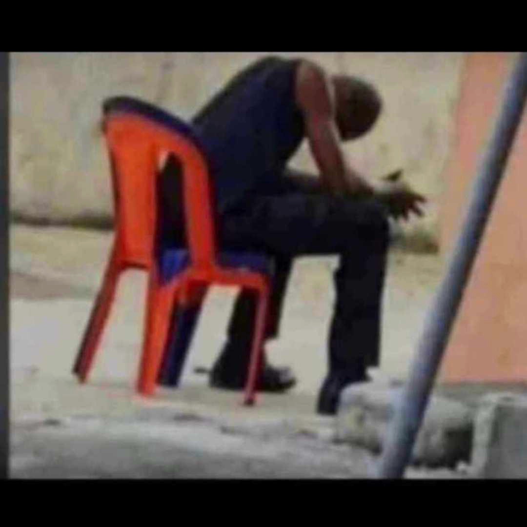 Kingofdribs's tweet photo. They didn't explain this adulthood well.
🤦 I didn't even enjoy my childhood..
Adulthood don scam me 💔💔💔 https://t.co/F95vcb4Dkm